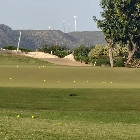 Elisabeth, Golf Course Venus Rock *
